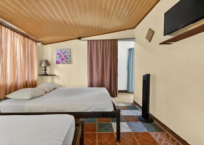 De Monos, Casitas Equipadas En Guanacaste Matapalo (Santa Cruz)